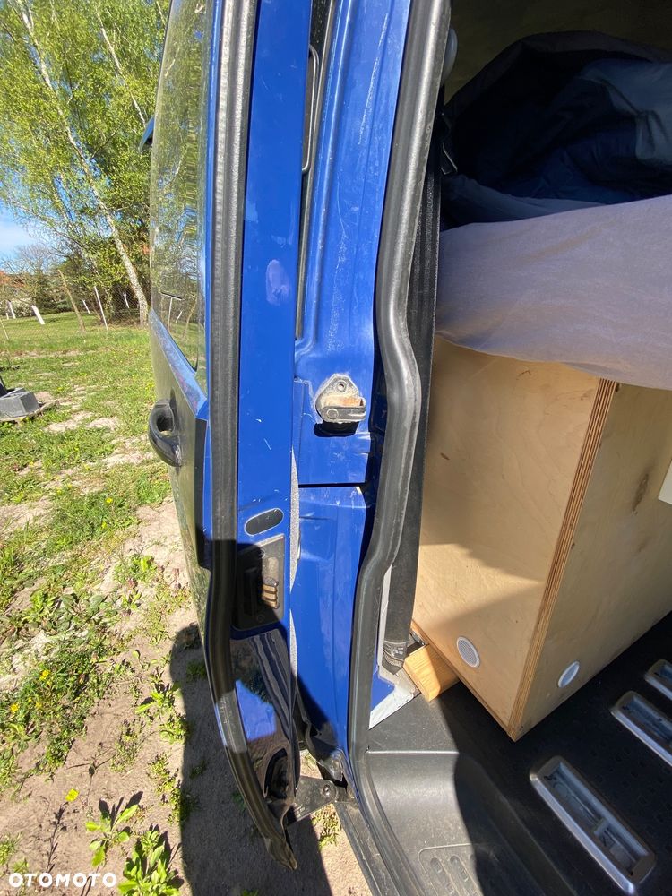 Volkswagen Transporter - 11