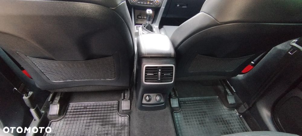 Kia Sportage 1.6 GDI L 2WD - 14