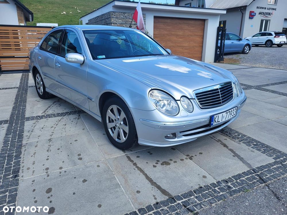 Mercedes-Benz Klasa E 320 CDI 4-Matic T Avantgarde - 3