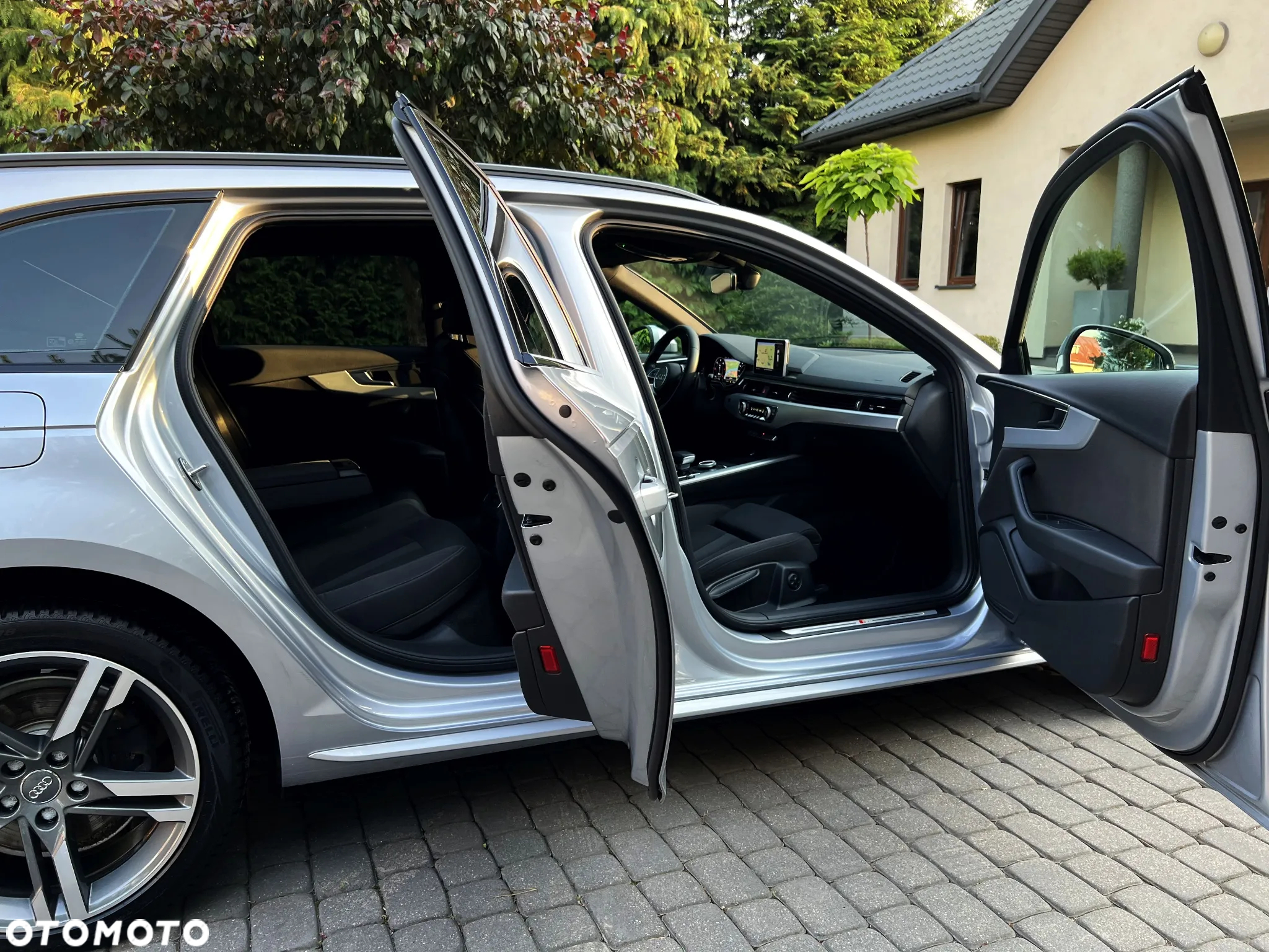 Audi A4 Avant 2.0 TDI ultra S tronic sport - 4