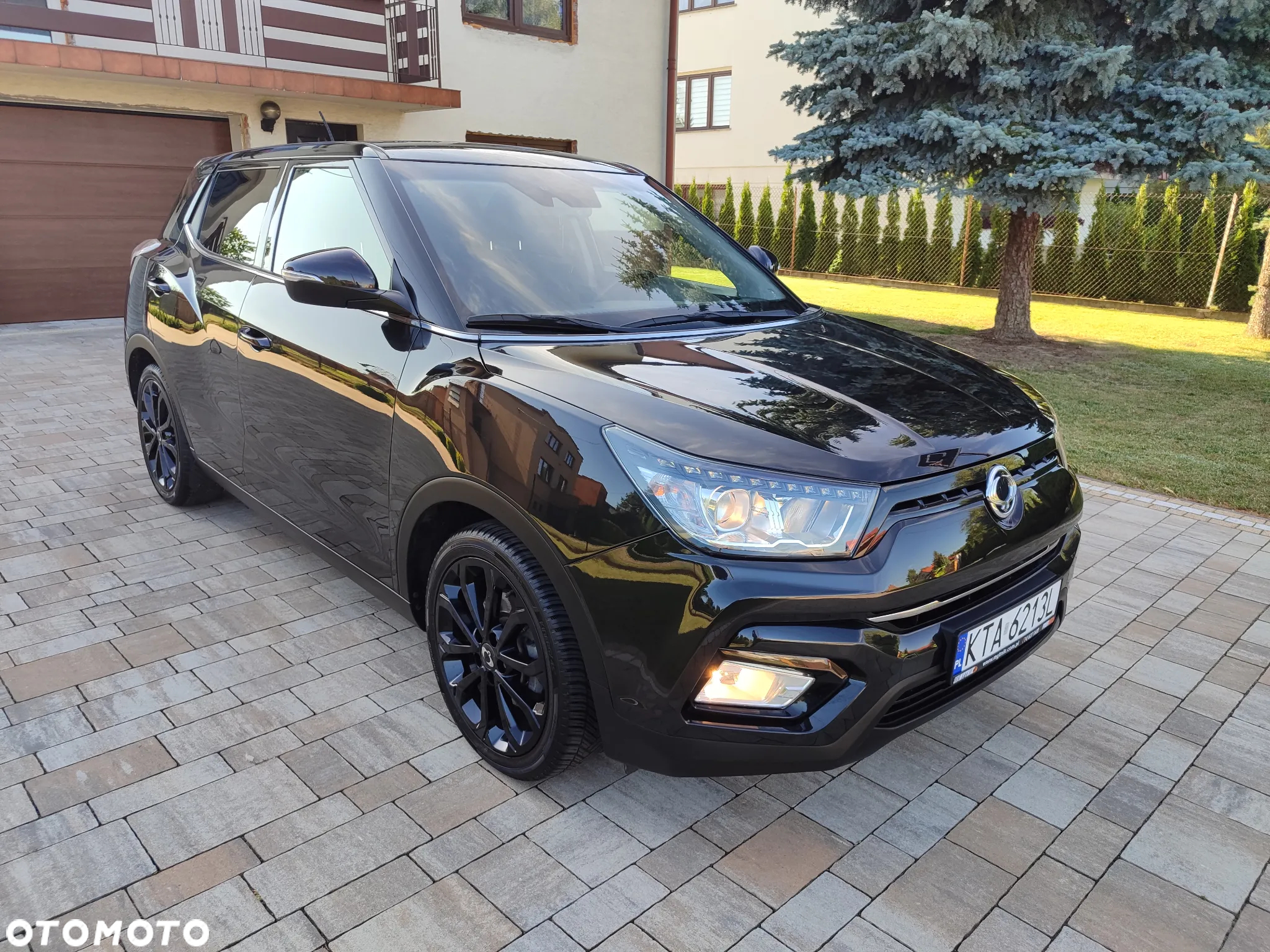 SsangYong/KGM Tivoli 1.6 Crystal Base - 33