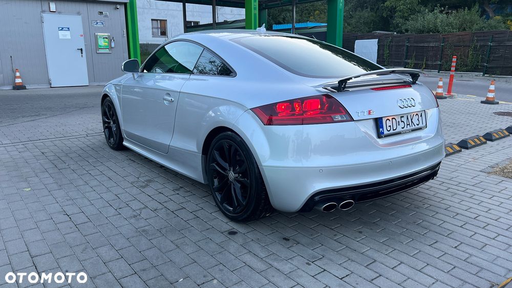 Audi TT S Coupé - 6