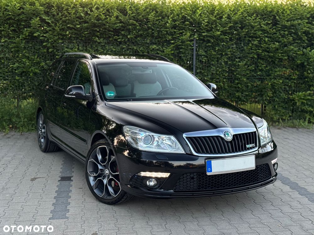 Skoda Octavia 2.0 TDI CR DPF DSG RS - 9