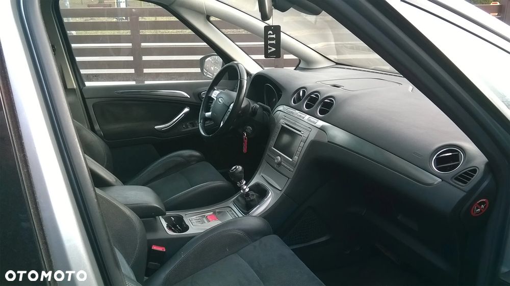 Ford S-Max 2.5 Titanium - 9