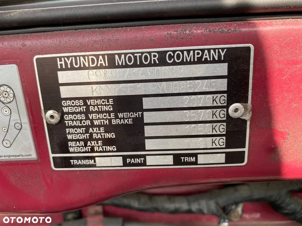 Hyundai Santamo 2.0 - 9