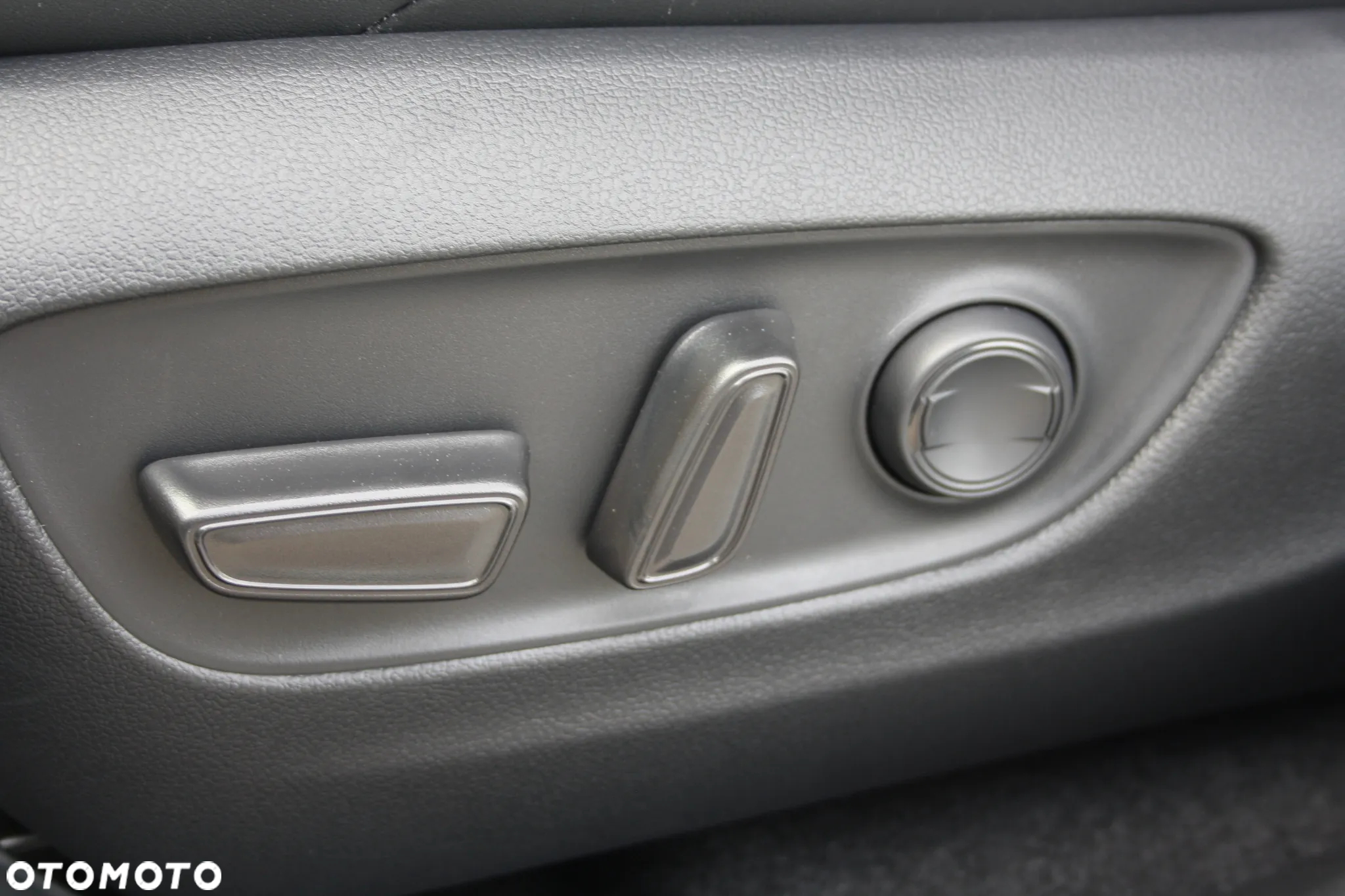 Suzuki Across 2.5 Plug-in Hybrid Elegance 4WD CVT - 20