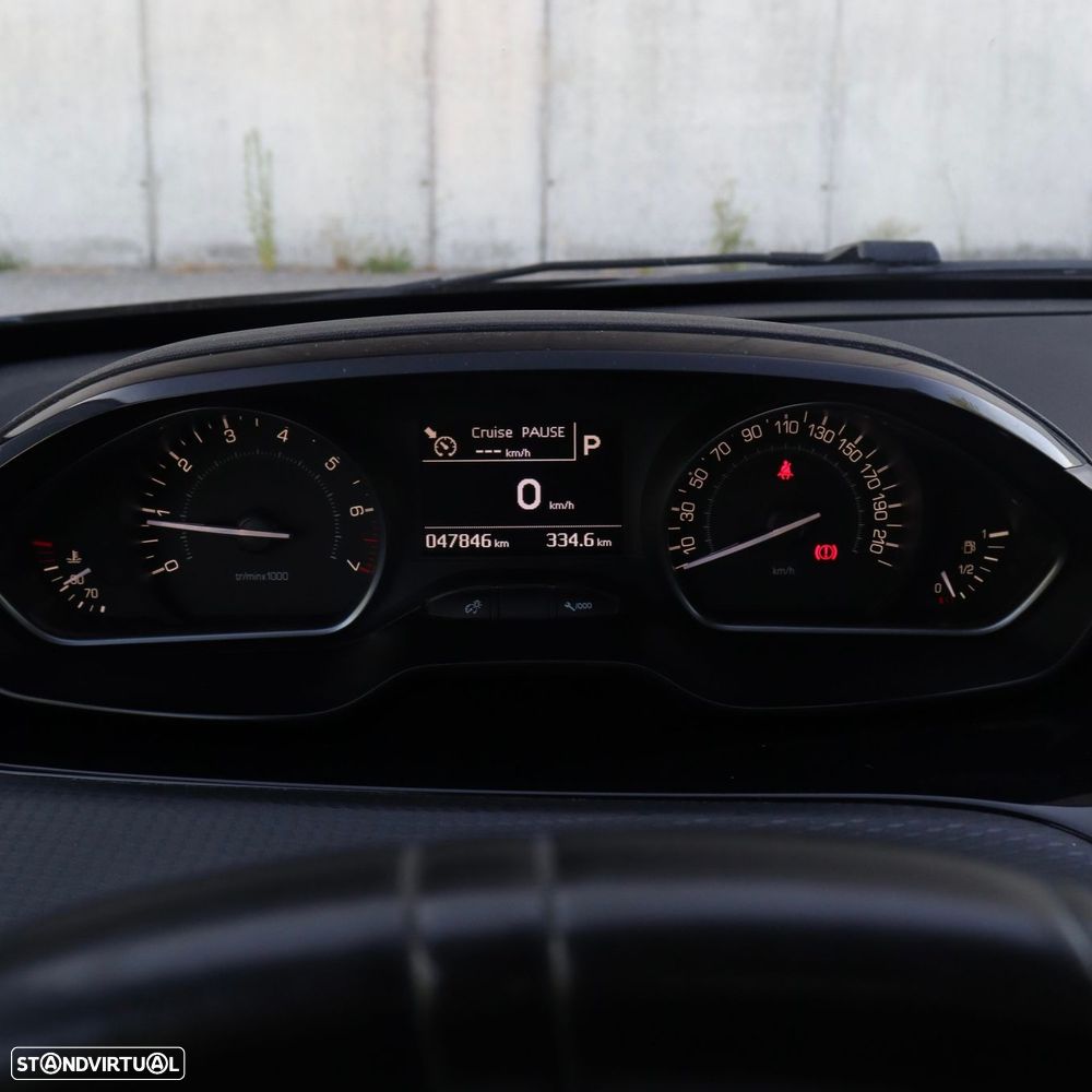 Peugeot 208 1.2 PureTech GT Line EAT6 - 16