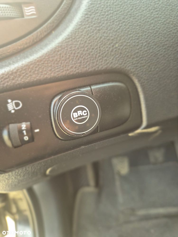 Kia Sportage 2.0 2WD LX - 5