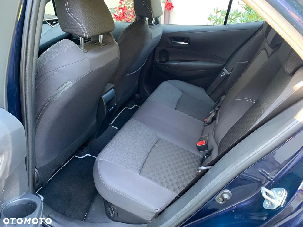 Toyota Corolla 1.8 Hybrid Active - 8