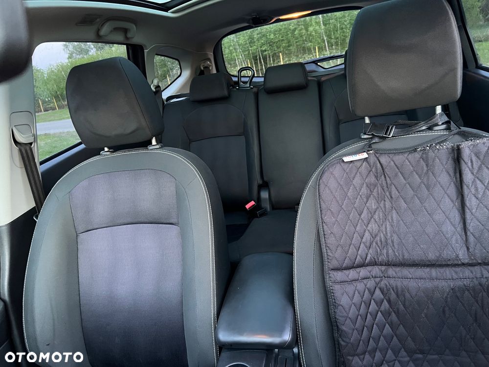 Nissan Qashqai+2 - 9