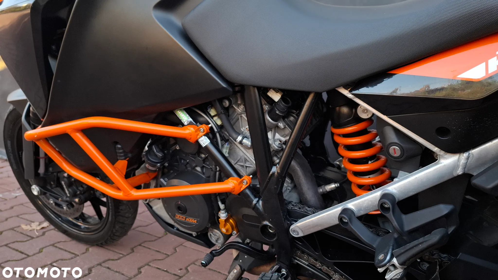 KTM Adventure - 12