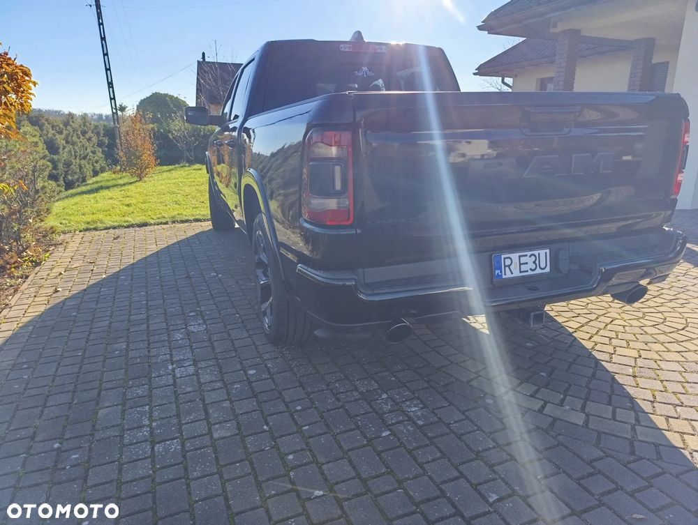 RAM 1500 5.7 Crew Cab Limited - 5