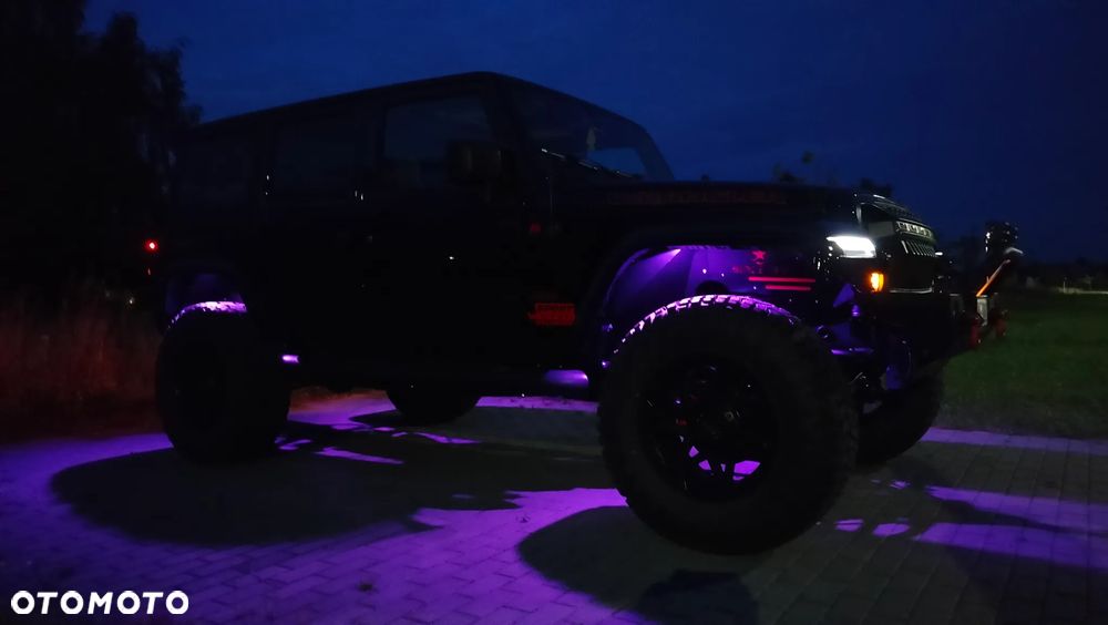 Jeep Wrangler - 36