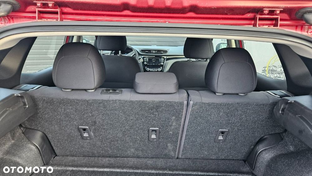 Nissan Rogue - 33