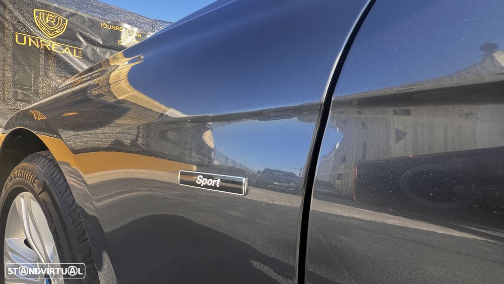 BMW 318 d Touring Auto Line Sport - 25