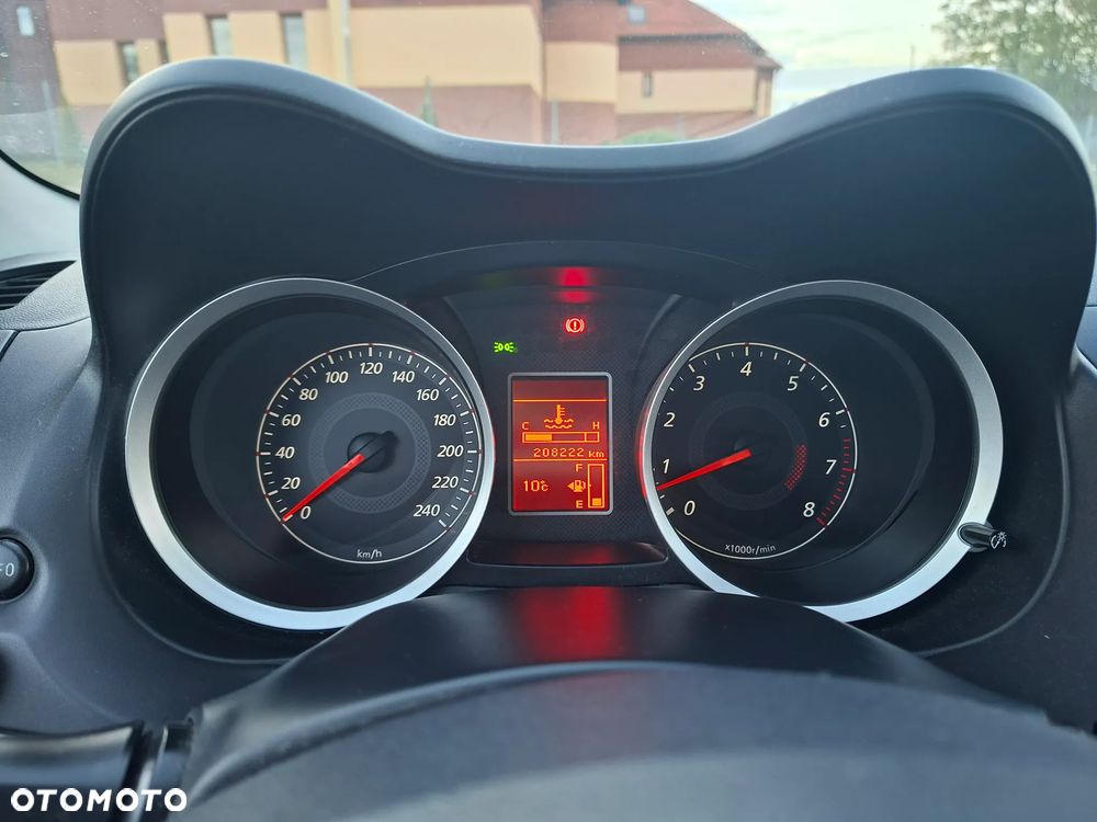 Mitsubishi Lancer - 11