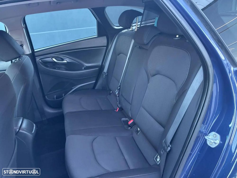 Hyundai i30 1.6 CRDi STyle - 27