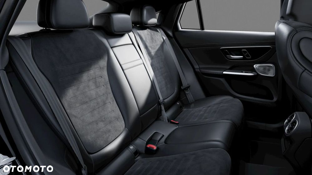 Mercedes-Benz GLC - 19