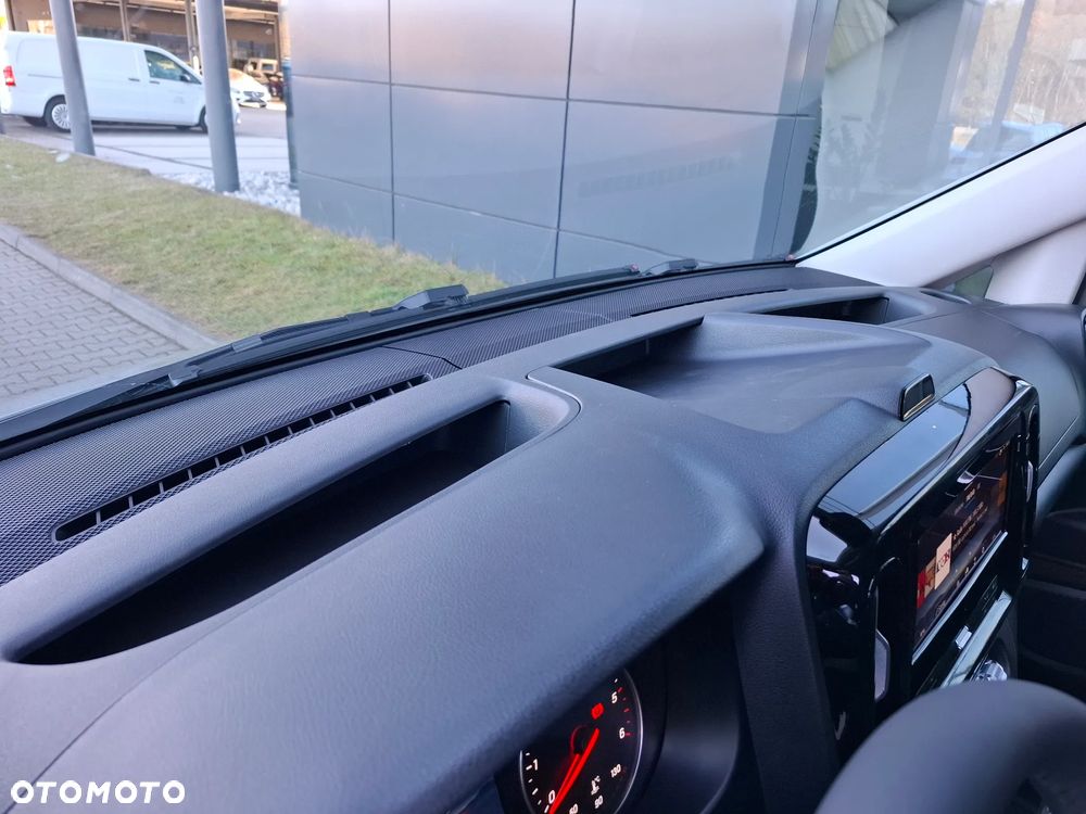 Mercedes-Benz Vito 119 CDI 4x4 Furgon SELEC Długi 3200 mm - 35