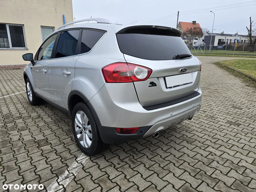 Ford Kuga 2.0 TDCi 2x4 Titanium - 7