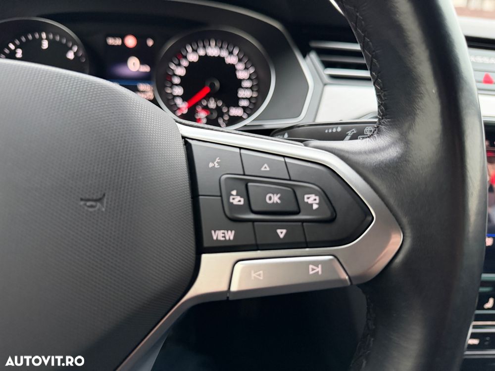 Volkswagen Passat Variant 2.0 TDI SCR DSG Business - 16