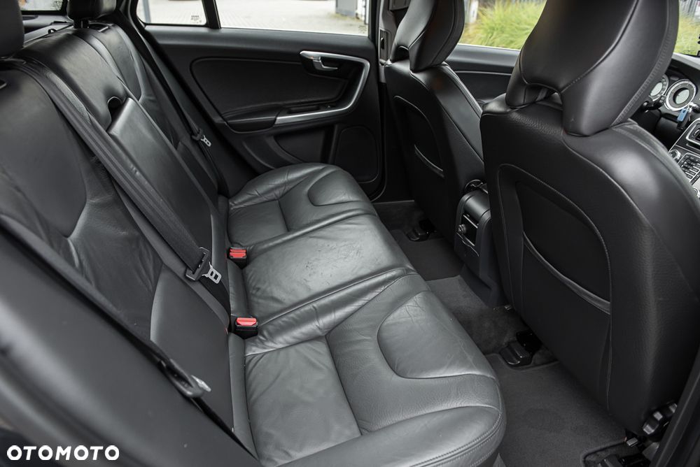 Volvo V60 - 17