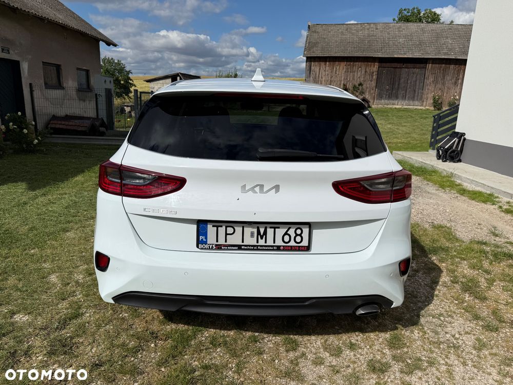 Kia Ceed - 7