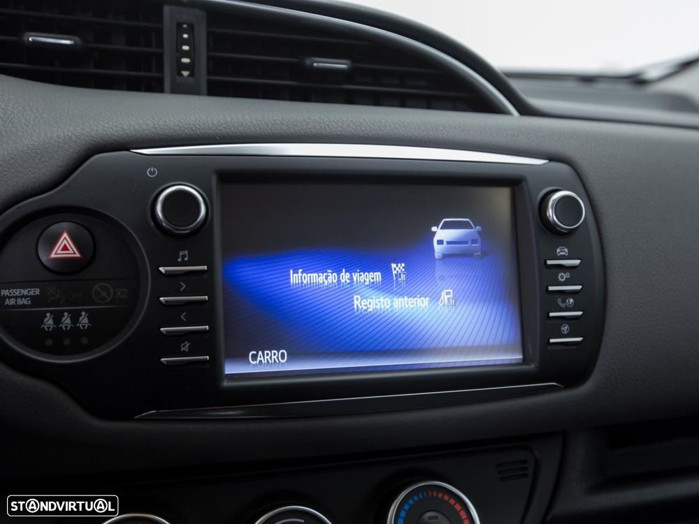 Toyota Yaris 1.0 VVT-i Comfort — fotografia 19