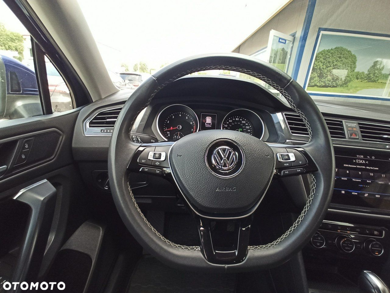 Volkswagen Tiguan - 14