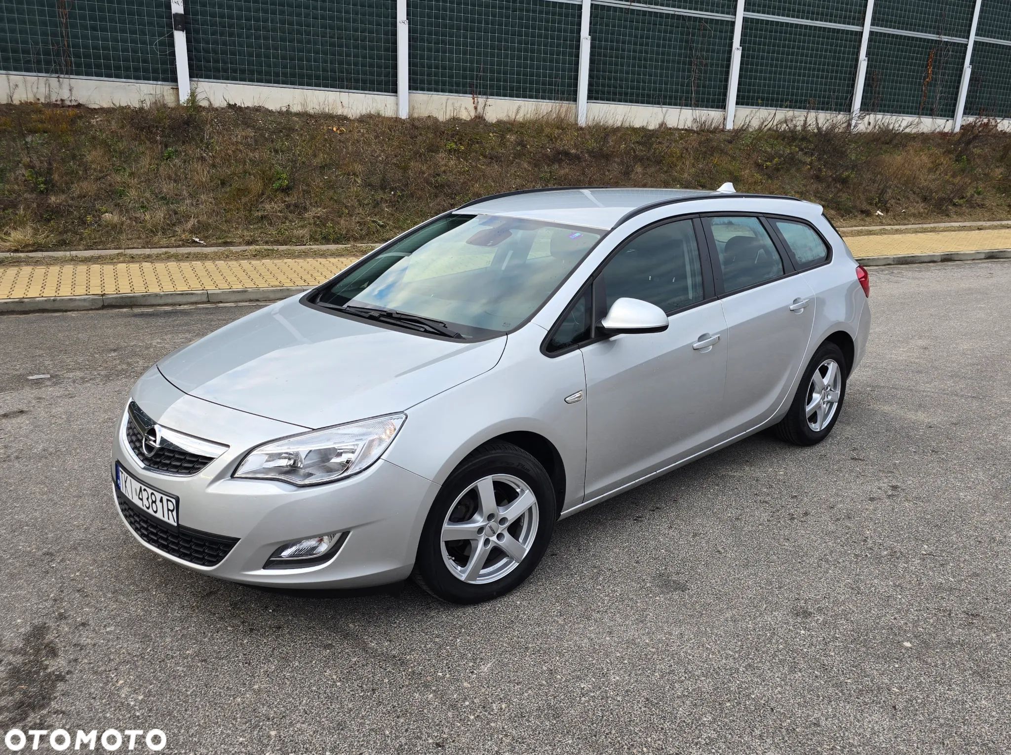 Opel Astra - 1