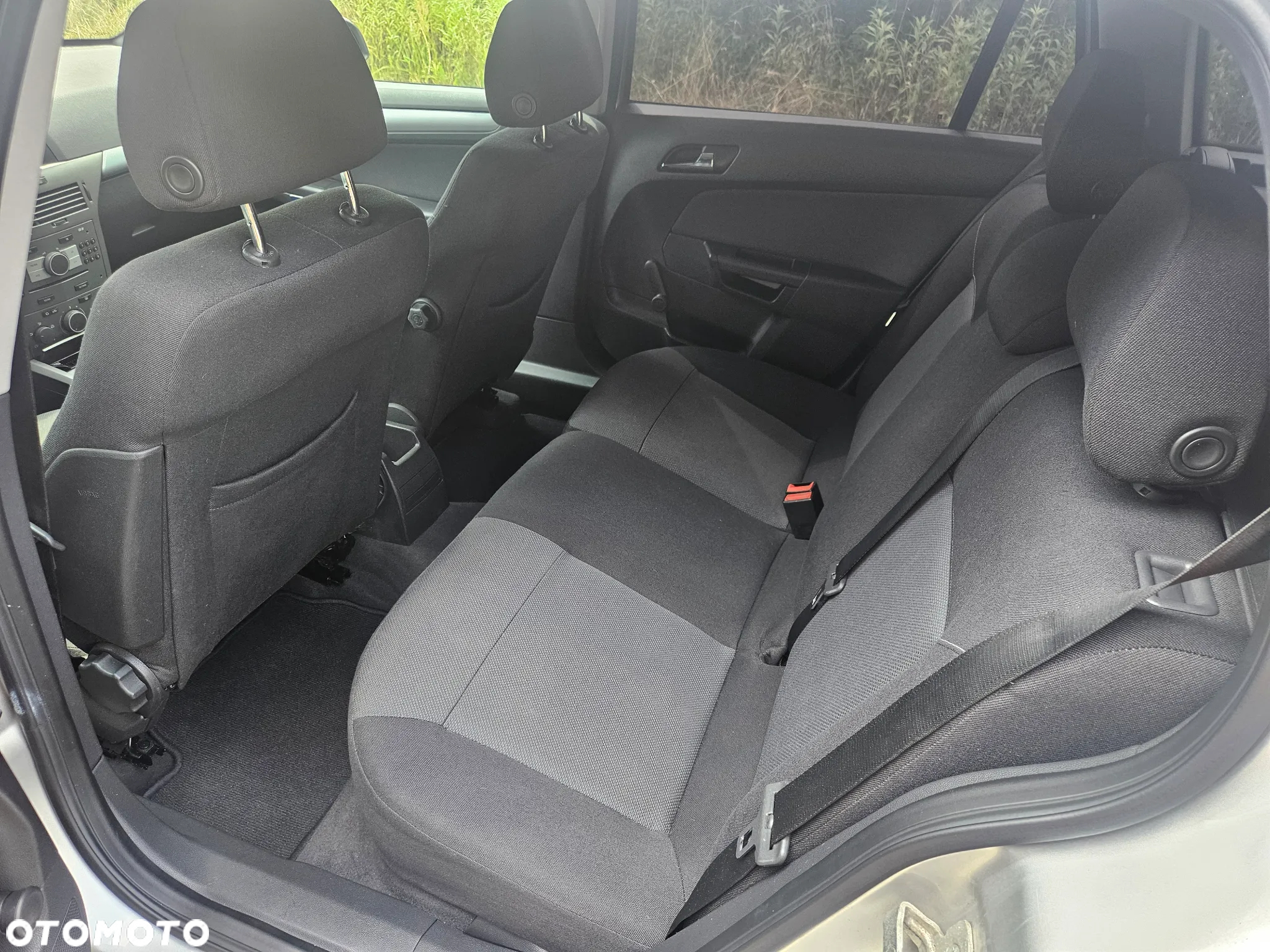 Opel Astra III 1.6 Elegance - 11