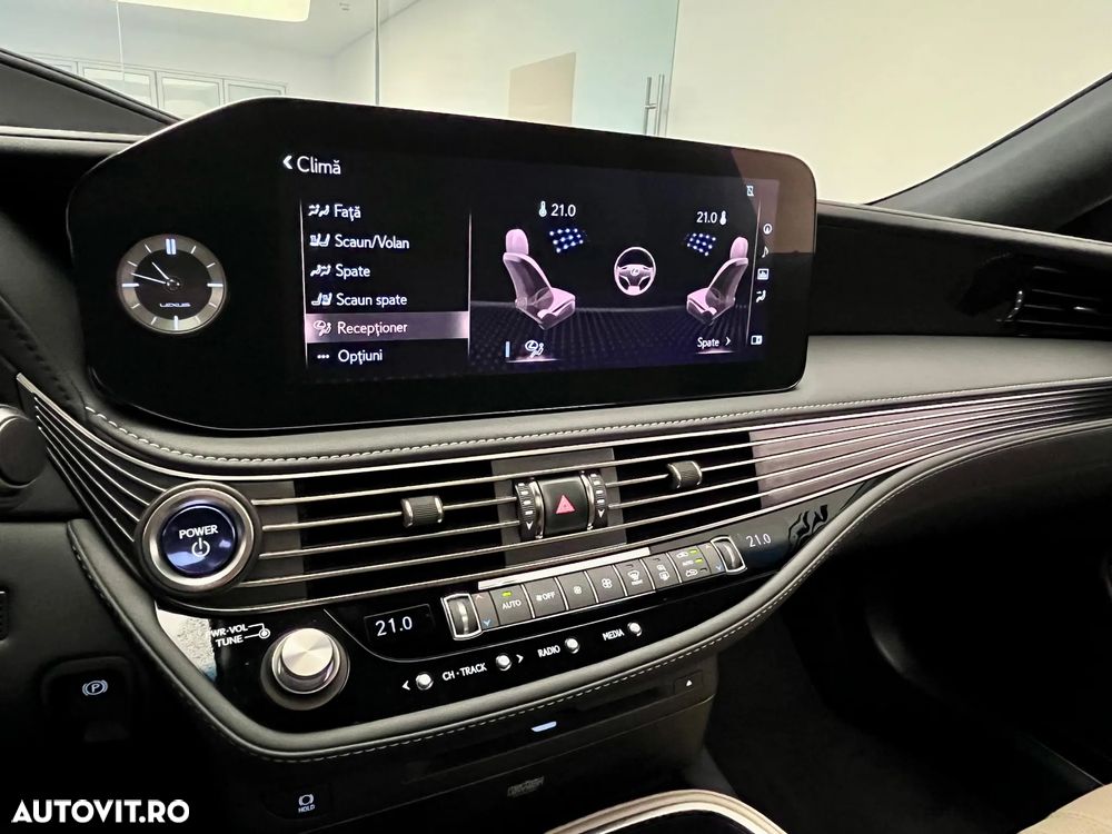 Lexus Seria LS - 25