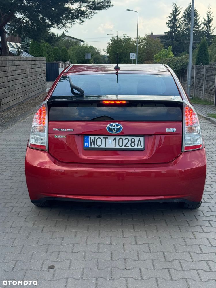 Toyota Prius - 4