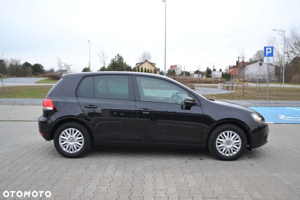 Volkswagen Golf - 26