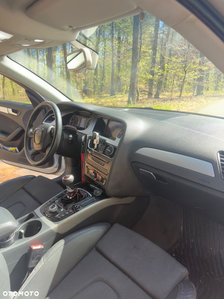 Audi A4 Avant 2.0 TDI - 8