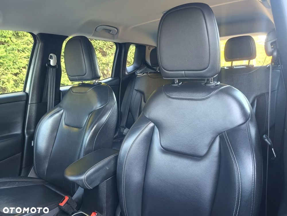 Jeep Renegade 1.4 MultiAir Active Drive Automatik Limited - 24