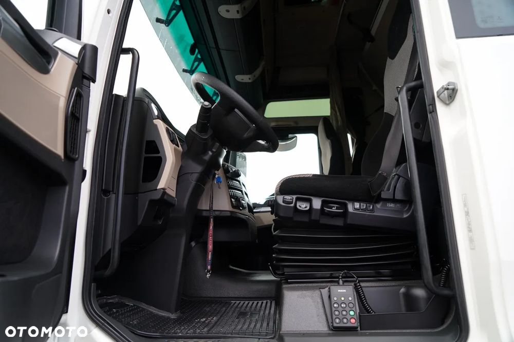 MAN TGX 18.470 / LOW DECK / MEGA / REGULOWANE SIODŁO / 2020 ROK / NA - 23