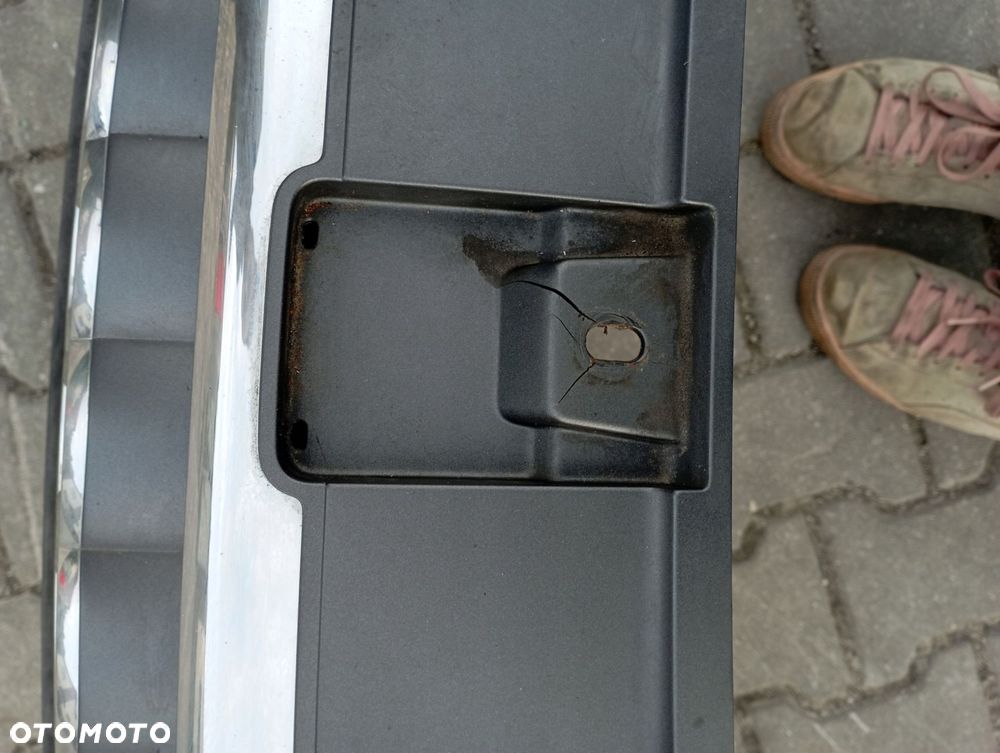 AUDI A1 8X ZDERZAK GRILL ATRAPA - 4