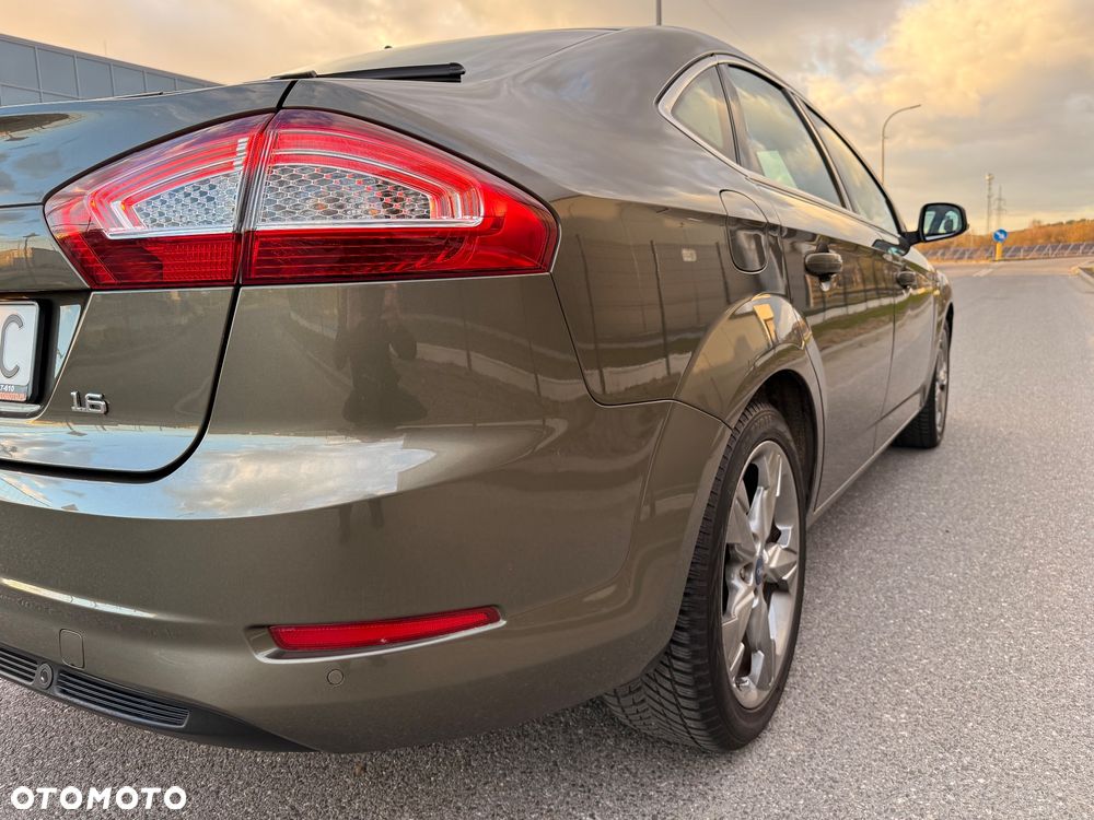 Ford Mondeo 1.6 T Titanium - 12