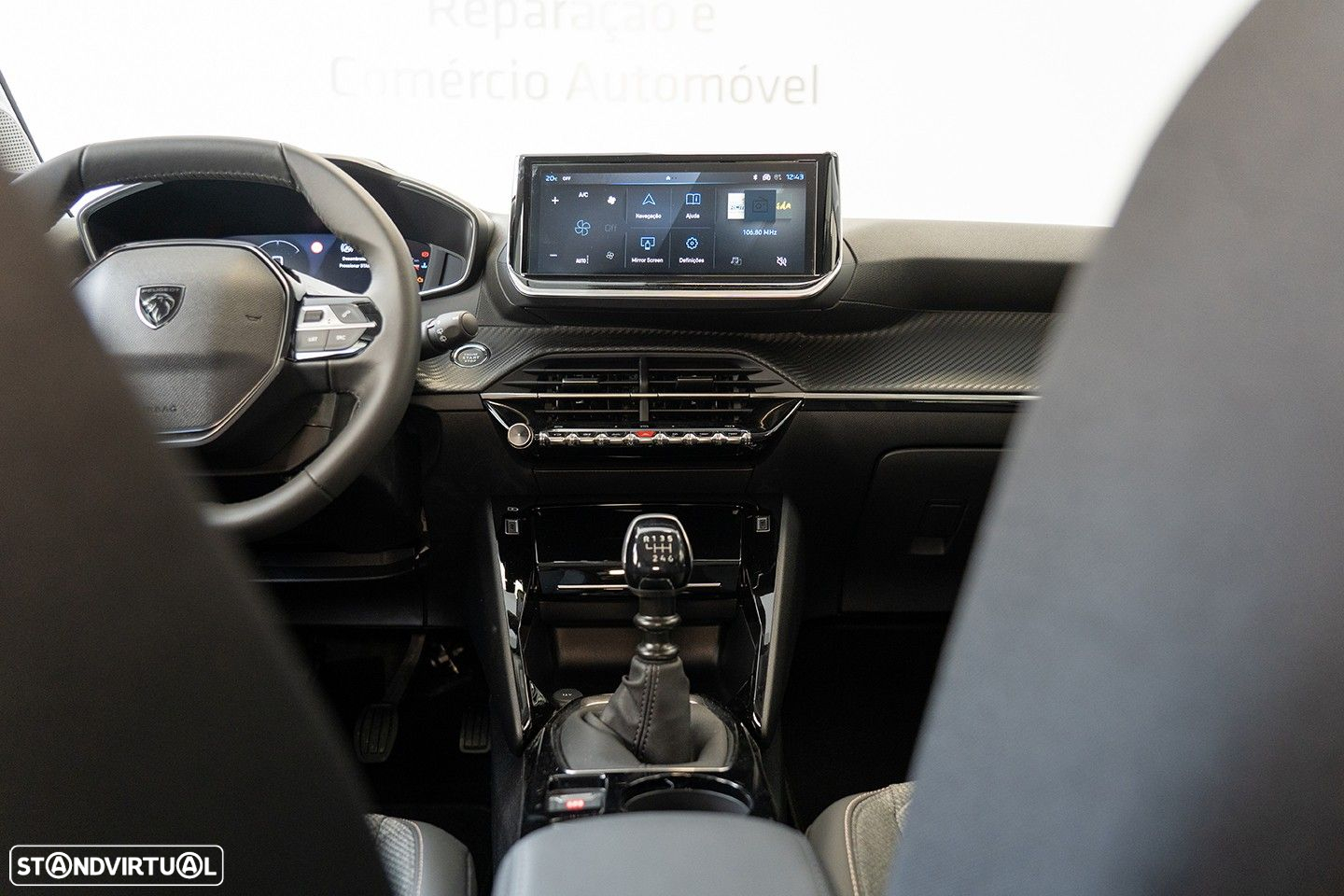 Peugeot 208 1.2 PureTech Allure - 31