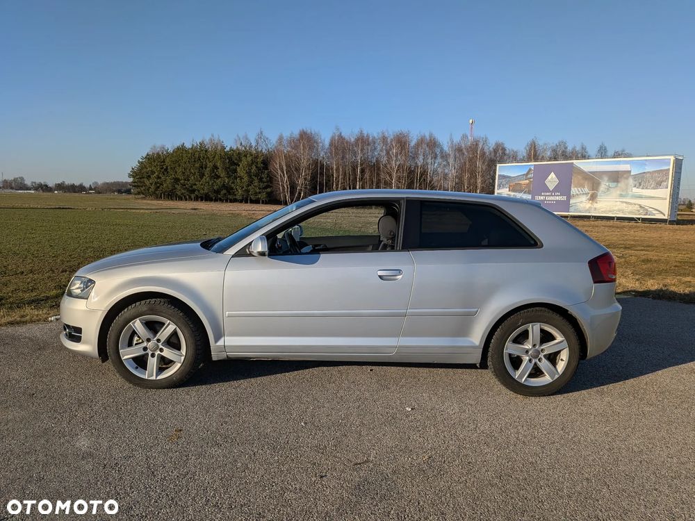 Audi A3 3-drzwiowe 2.0 TDI Ambition - 4