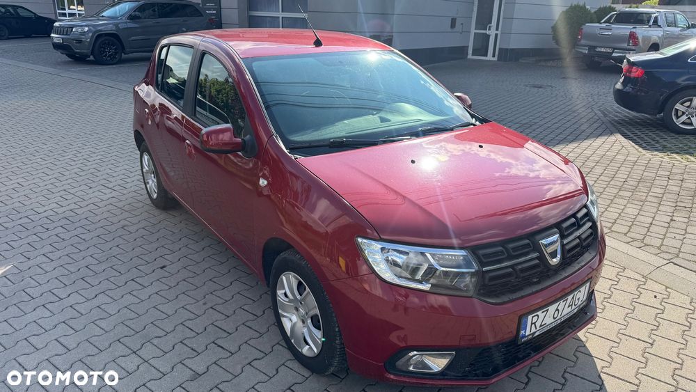Dacia Sandero SCe 75 Laureate - 1