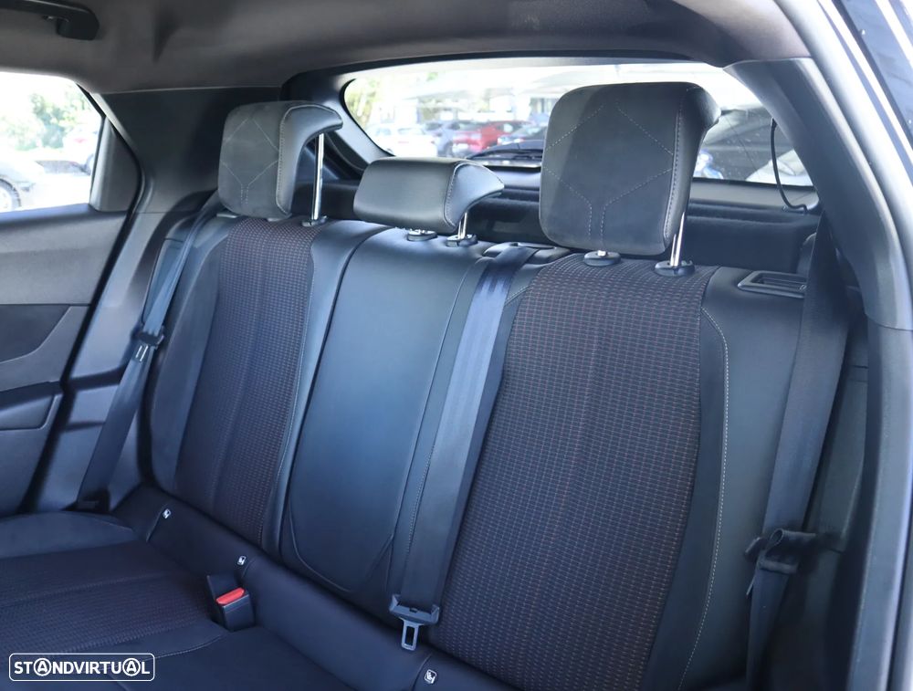 DS DS3 Crossback PureTech 130 Aut. PERFORMANCE LINE - 26