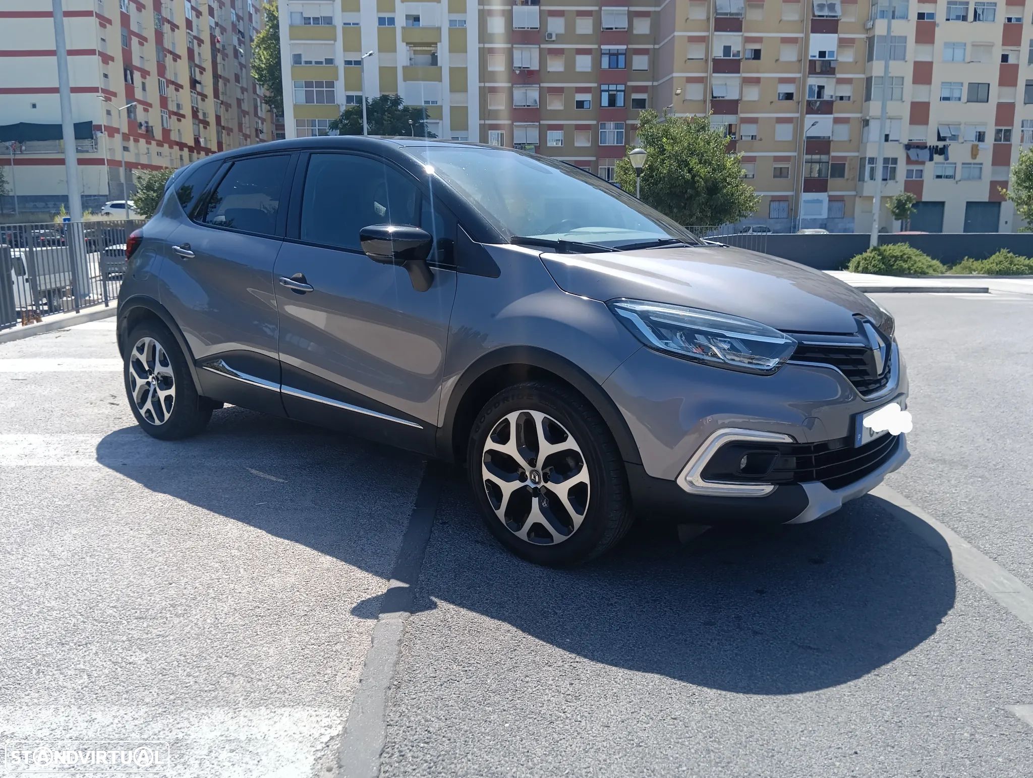 Renault Captur 1.5 dCi Red Edition - 1
