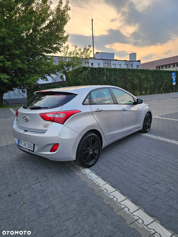 Hyundai i30 1.6 CRDI Trend - 7