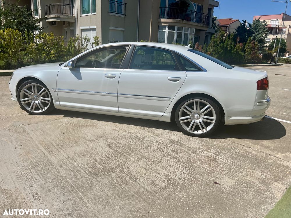 Audi S8 - 3