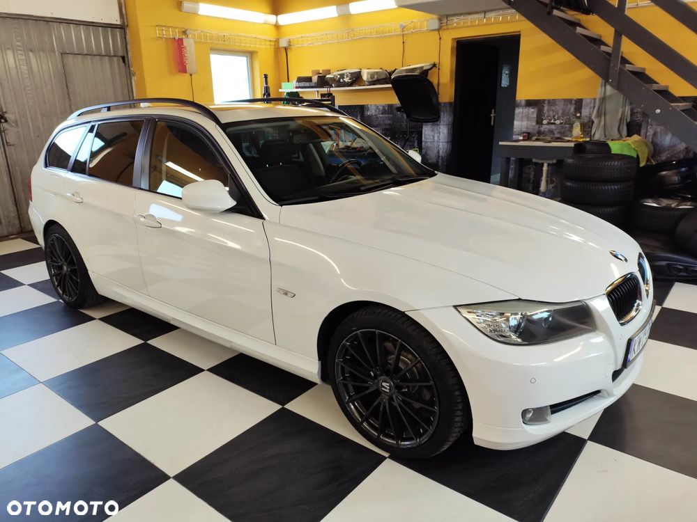 BMW Seria 3 318i - 7