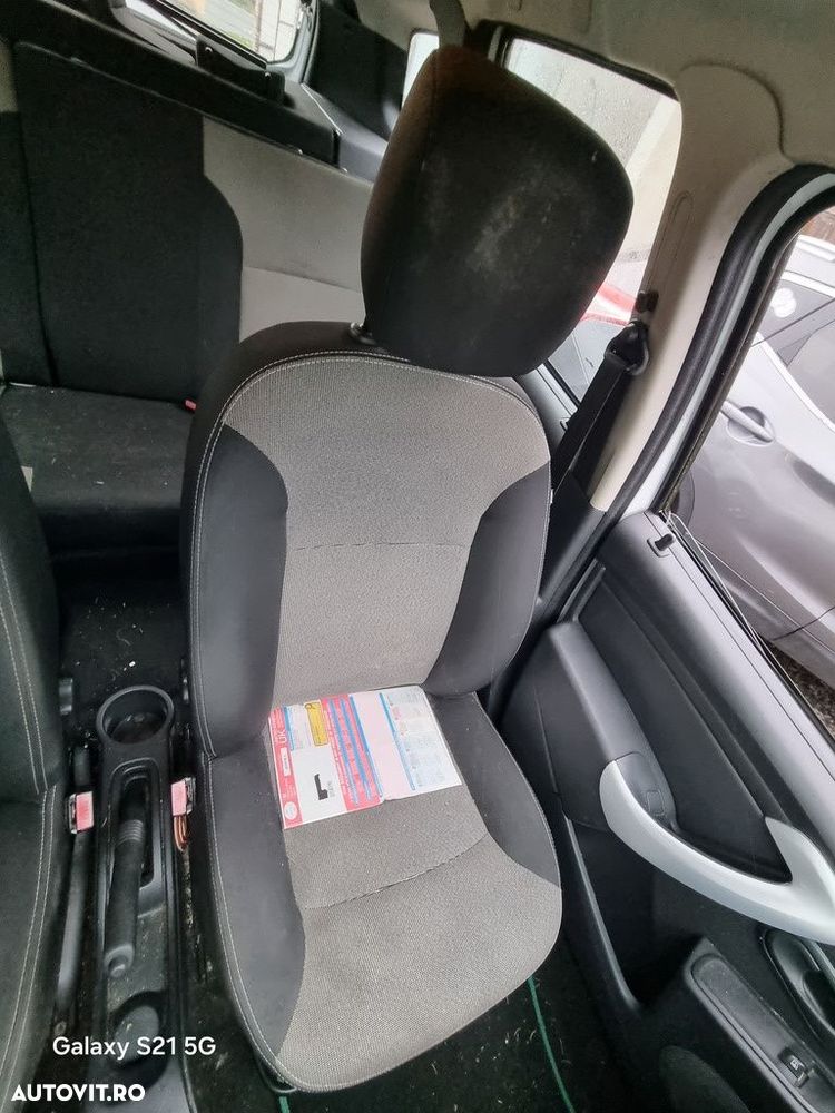 Interior complet Dacia Duster Facelift 2014 - 2017 SUV 4 Usi (1418) - 2