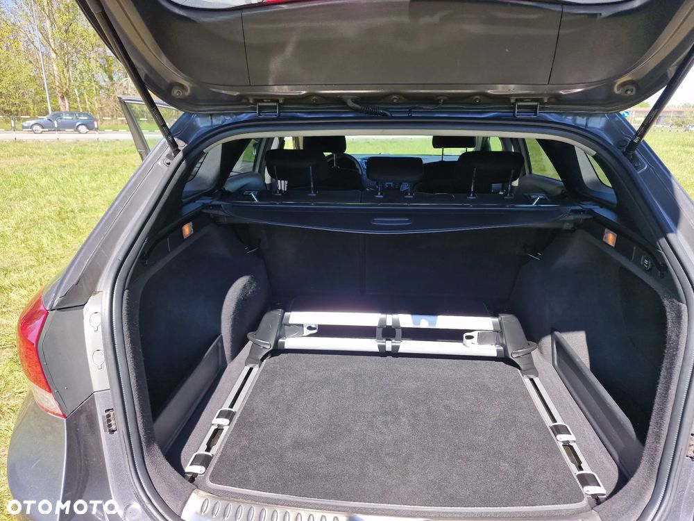 Hyundai i40 2.0 Premium - 37