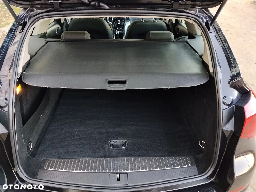 Opel Astra 1.4 Innovation - 19